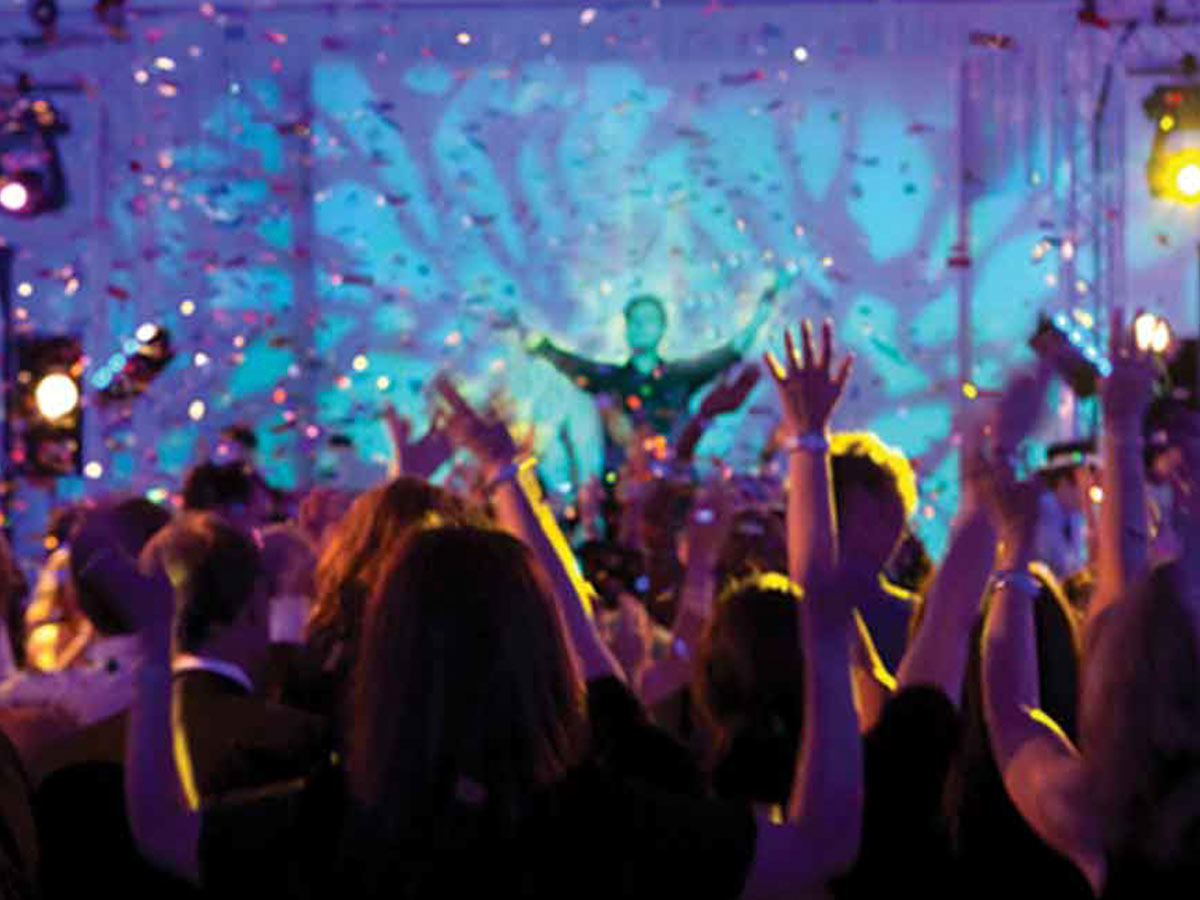 To hear to a selection of my mixes, click the Listen now button.